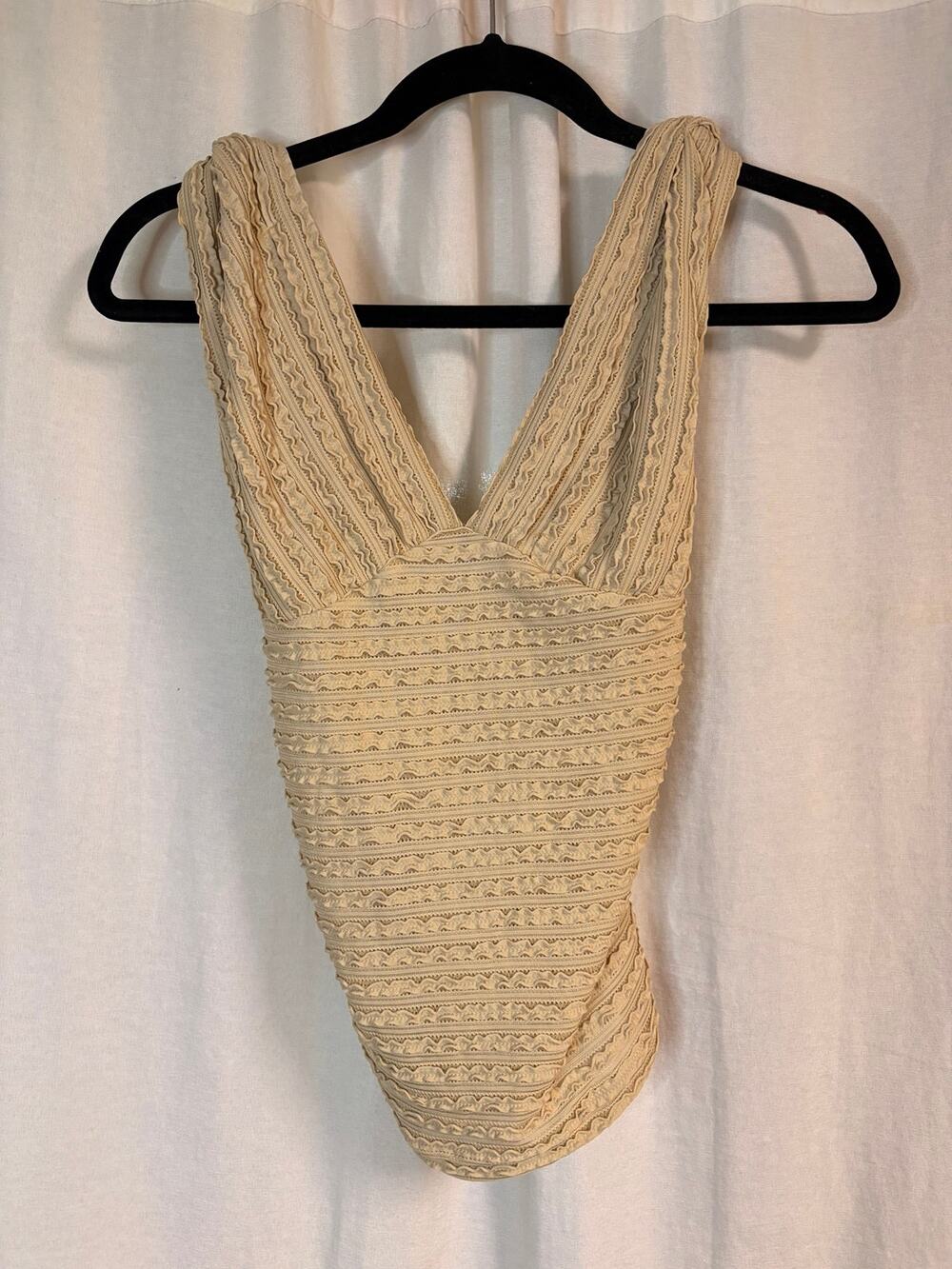 Cream Textured Ruched Deep V Sleeveless Bodysuit Size S